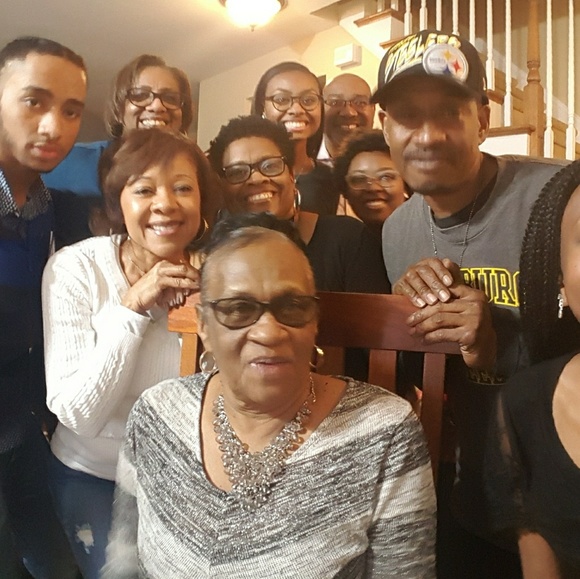 Hello, I'm Adrienne - Picture 5 of 5